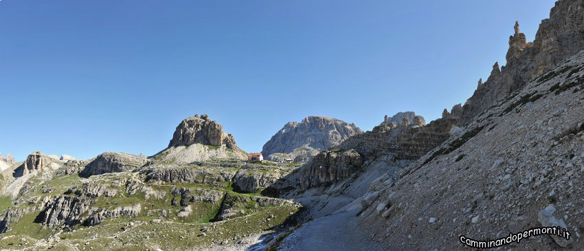 082 Rifugio Locatelli - Torre di Toblin - Sasso di Sesto - Lastron dei Scarperi.jpg